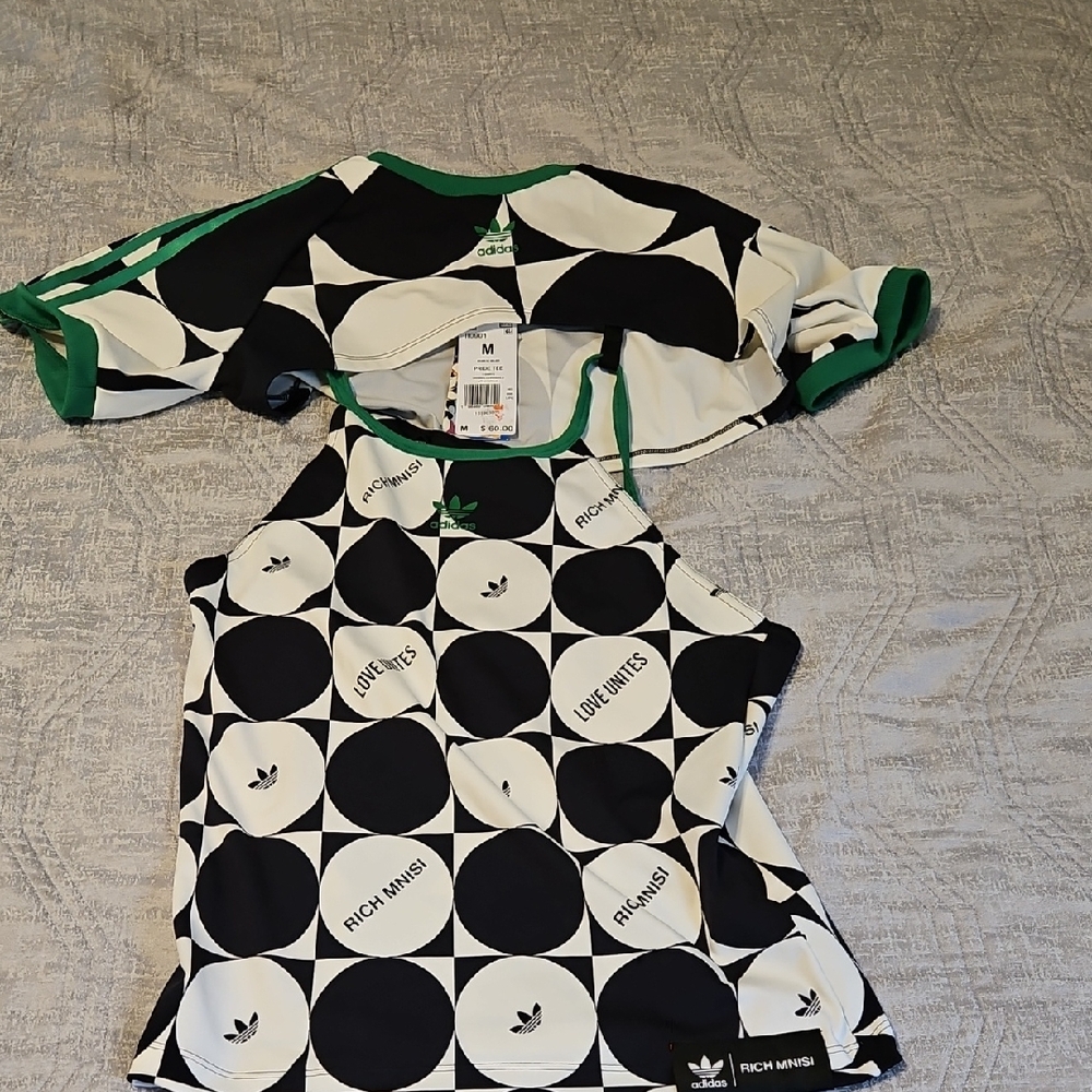 NWT Rich Minisi Adidas Monochrome Graphic Tank with Shrug. Green Trim